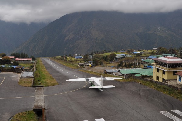 flugvllurTenzing-Hillary-Airport